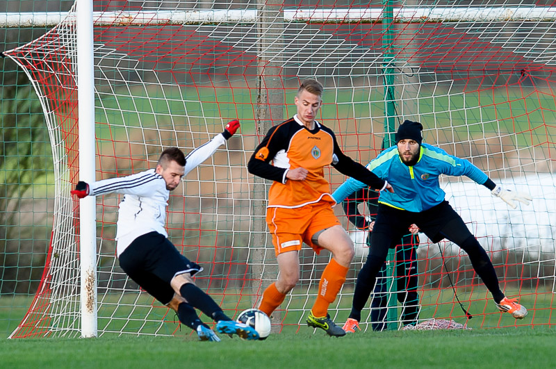 REGION. Orkan wygrał rzutem na taśmę (FOTO)