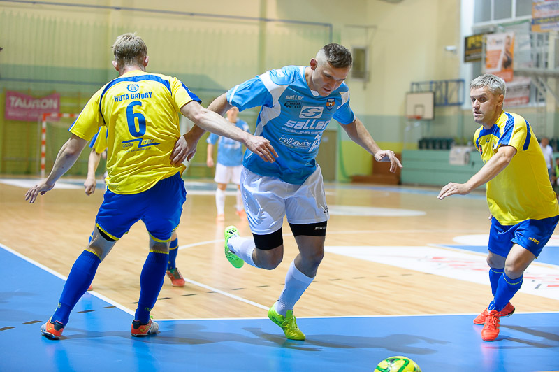 POLKOWICE. Futsalowa rywalizacja z outsiderem