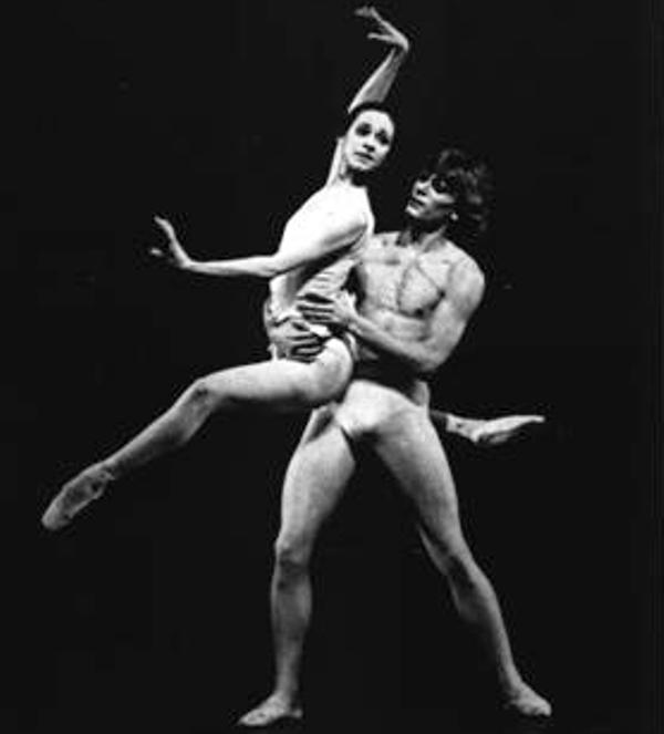 LEGNICA. Tancerz w Koperniku