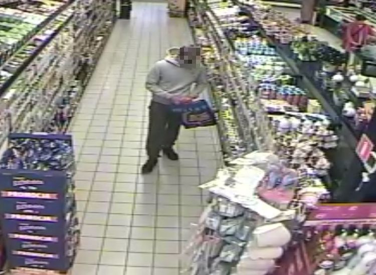 GŁOGÓW. Ukradł kawę i kapsułki do prania (WIDEO)