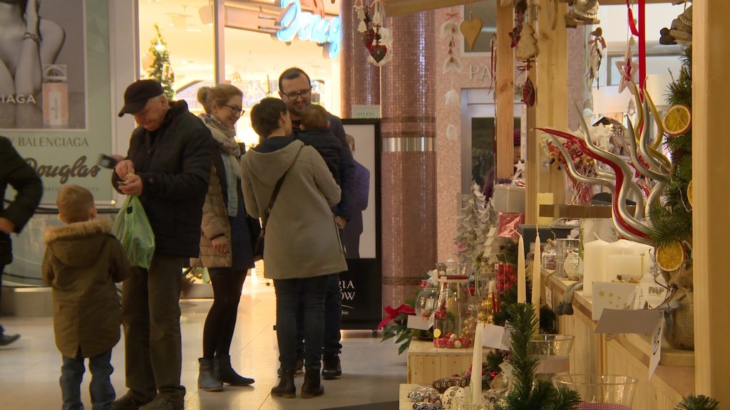 LEGNICA. Świąteczne wydatki (WIDEO)