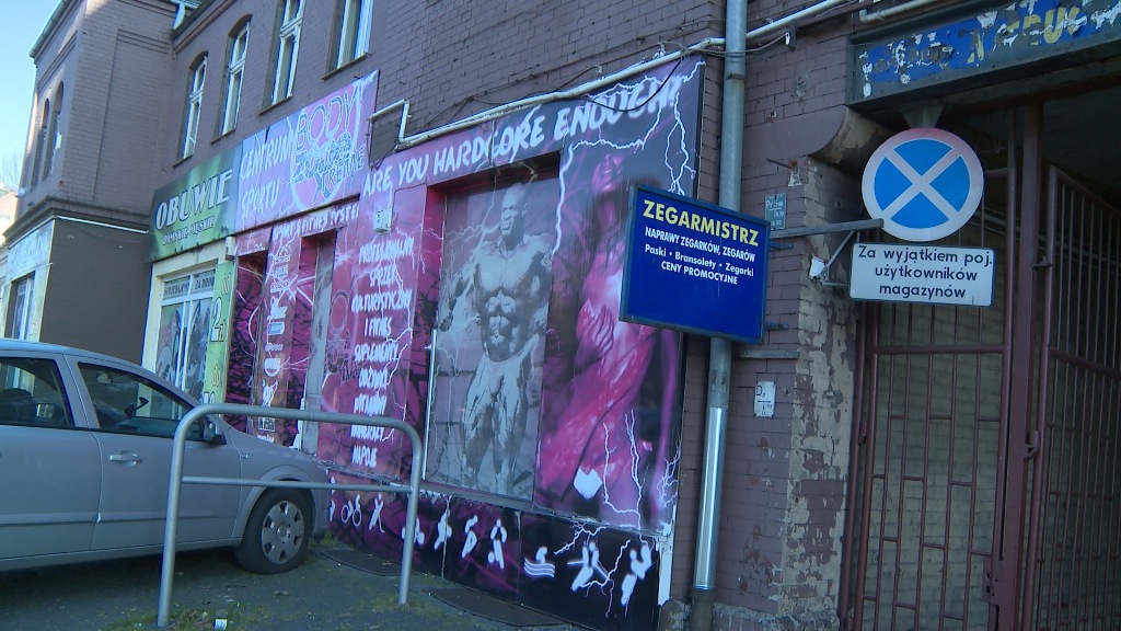 LEGNICA. Koniec reklamowej samowolki (WIDEO, FOTO)