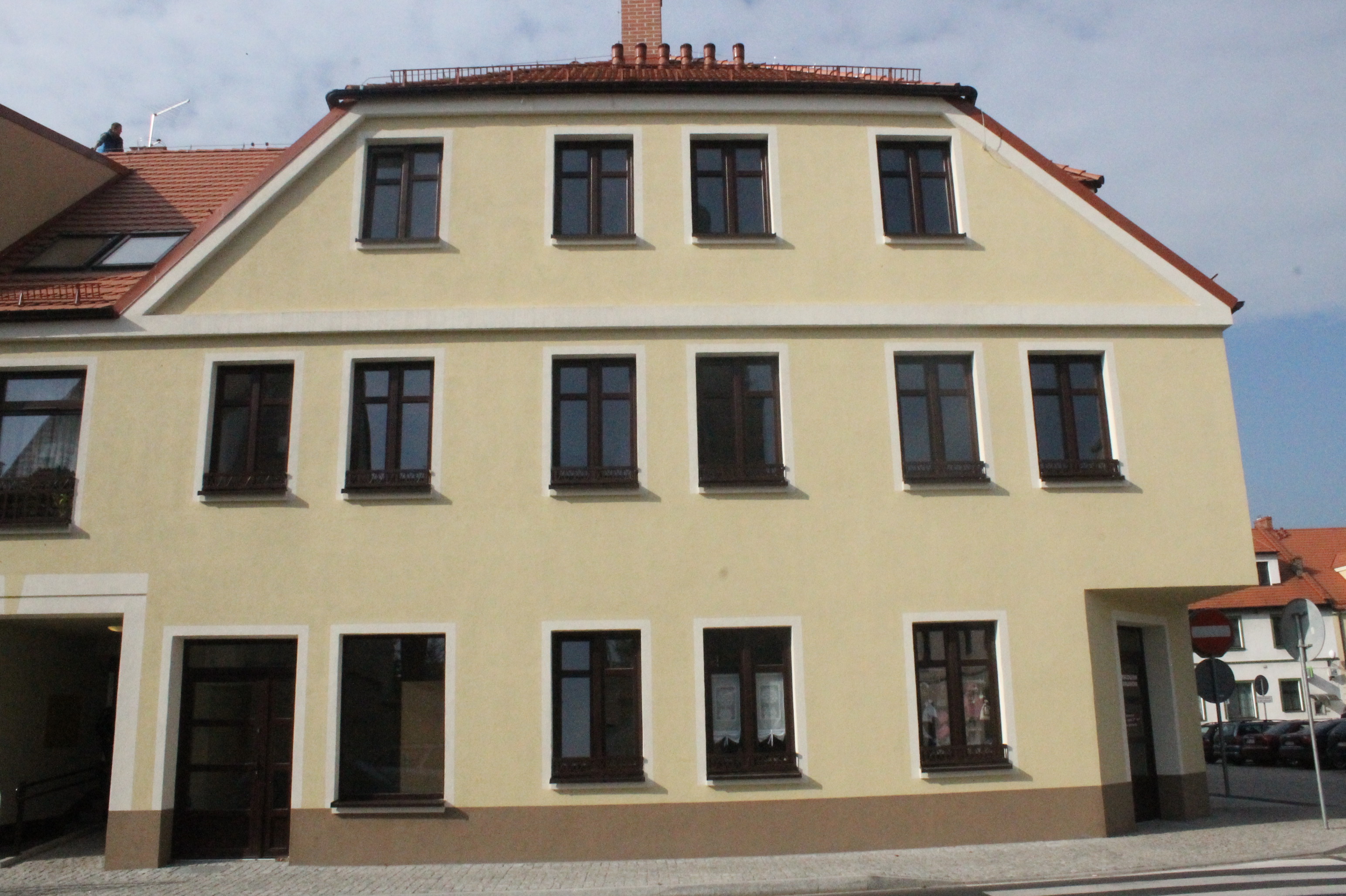 RUDNA. Ciąg dalszy kłopotów budowlanych w kamienicy (WIDEO)