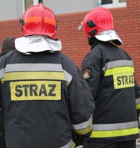 strażacy