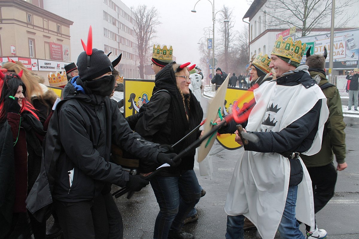 LUBIN. Trzej Królowie poprowadzili lubinian (FOTO, WIDEO)