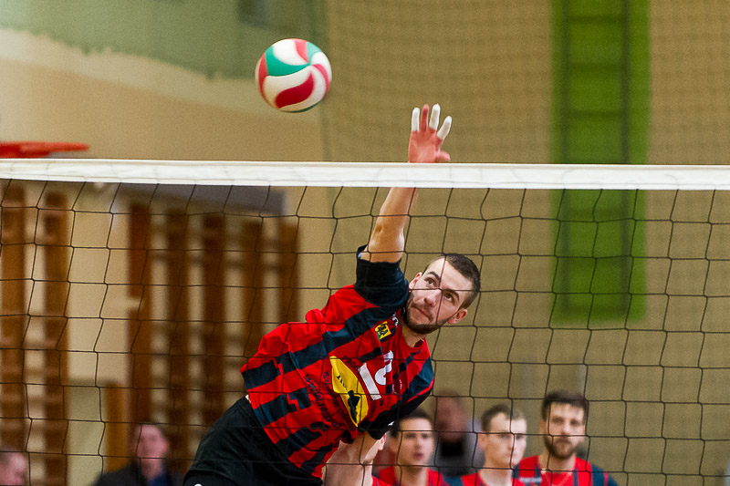 ZŁOTORYJA. KKS Ren-But walczy o pozycje lidera