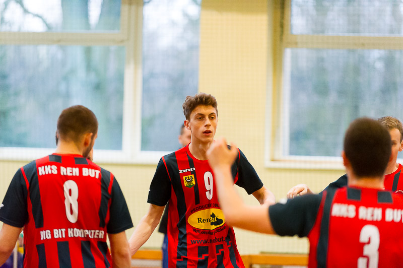 ZŁOTORYJA. Ren-But z piątym zwycięstwem z rzędu! (FOTO)