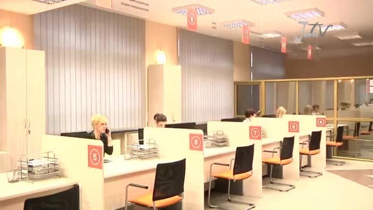 Przychodzi Polak do urzędu…