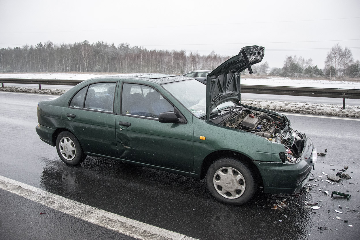 POLKOWICE. Kolizja przy SW1 (FOTO)