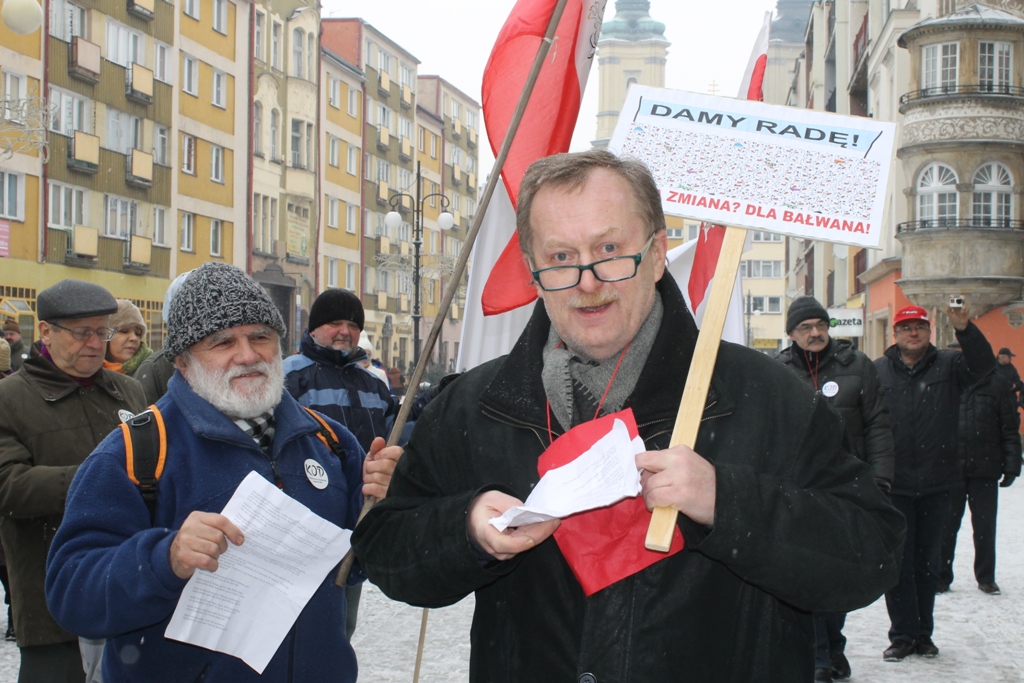 LEGNICA. KOD zamanifestuje w walentynki