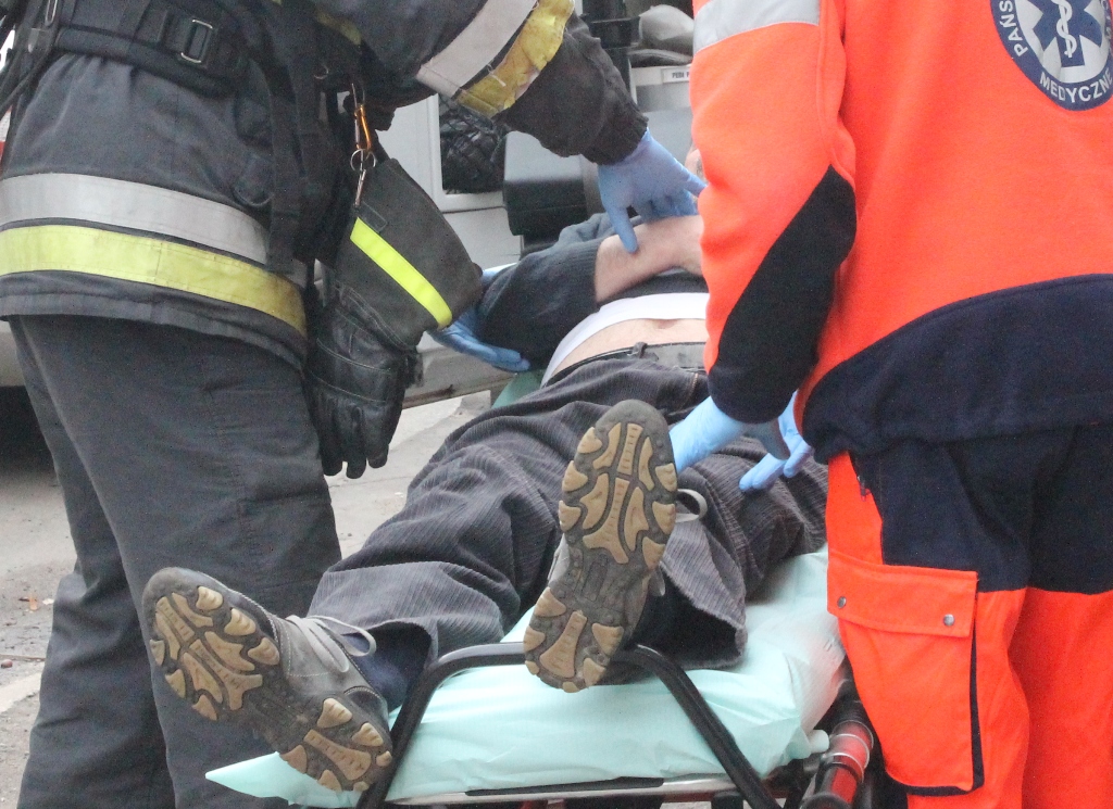 ZAGRODNO. Nietrzeźwy omal nie wpadł do Skory