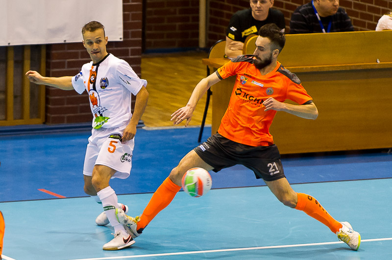 GŁOGÓW. Lebiedziński przesądza o wygranej (FOTO)