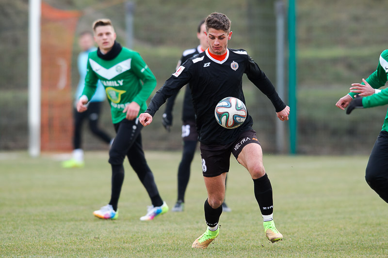 GŁOGÓW. Skromne zwycięstwo Chrobrego (FOTO)