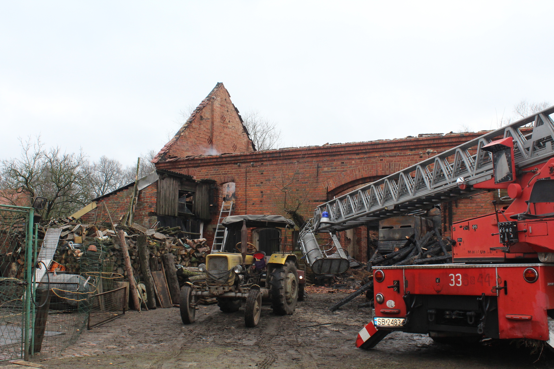 RADWANICE. Strażak-podapalacz z Łagoszowa Wielkiego aresztowany