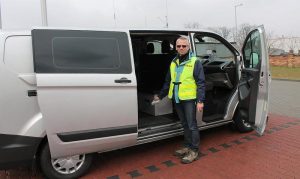 auto techników kryminalist.