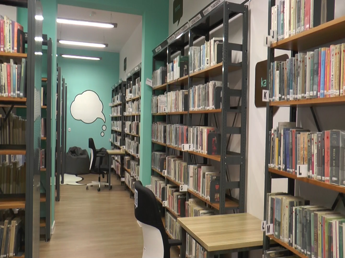 GŁOGÓW. Samoobsługowa biblioteka (WIDEO)