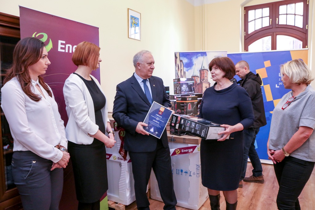 LEGNICA. Mieszkańcy głosowali, skorzystały dzieci