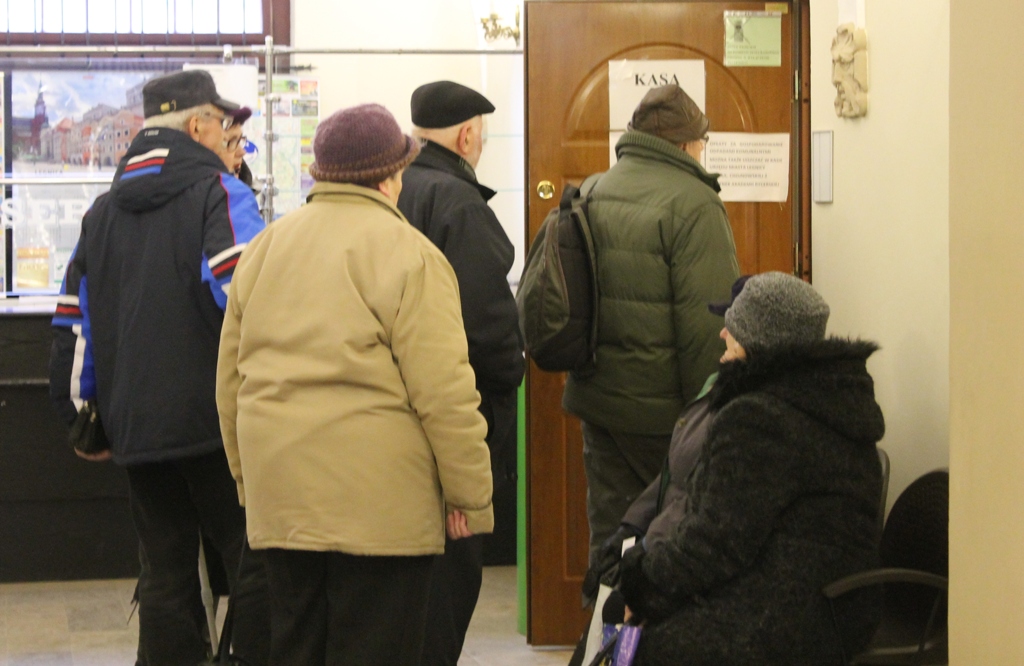 LEGNICA. Mieszkańcy zrobieni w balona (WIDEO)