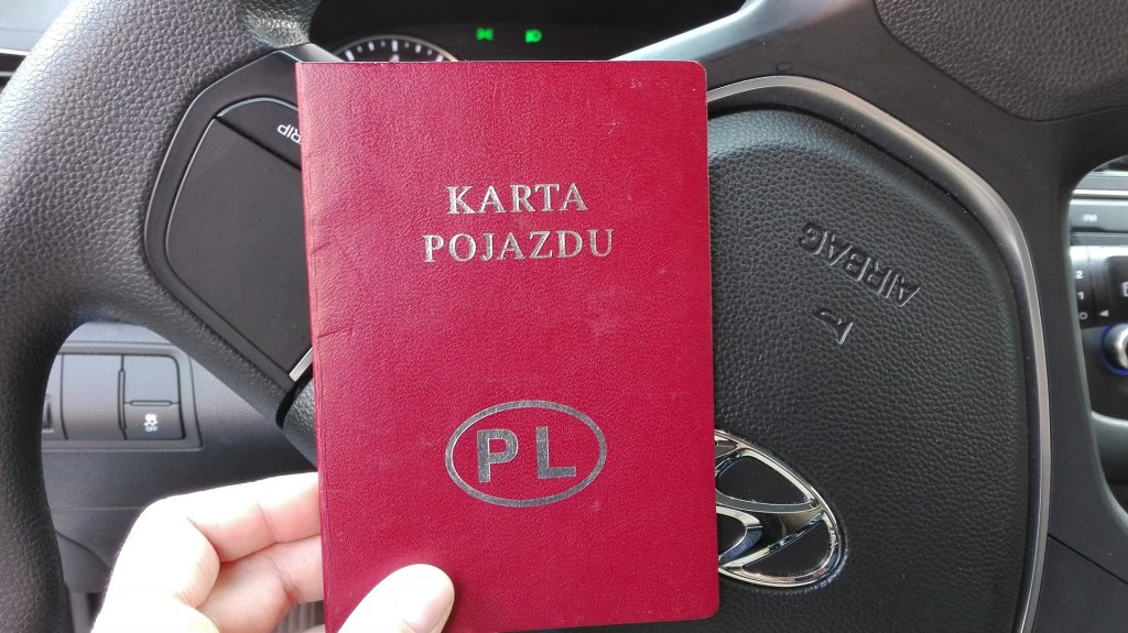 LEGNICA. Ostatni dzwonek na odzyskanie pieniędzy za kartę pojazdu (WIDEO)