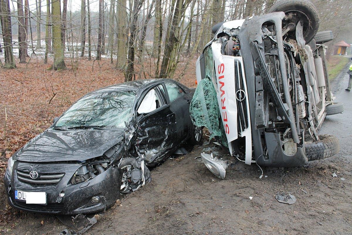 LUBIN/REGION. Kolejny wypadek drogowy (WIDEO)