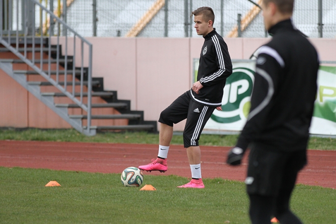 GŁOGÓW. Magdziak dołącza do pierwszego zespołu