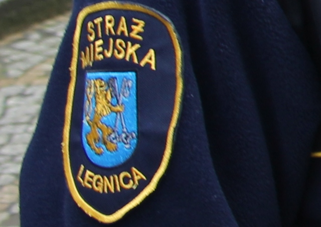 LEGNICA. Jedni likwidują, inni werbują (WIDEO)