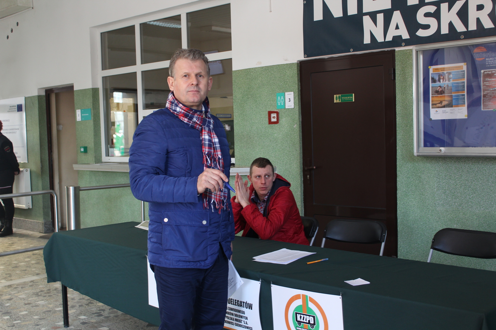 KGHM. „Dołowi” wybierają delegatów (WIDEO)