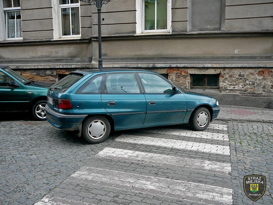 ZŁOTORYJA. Nie patrzą, gdzie parkują!