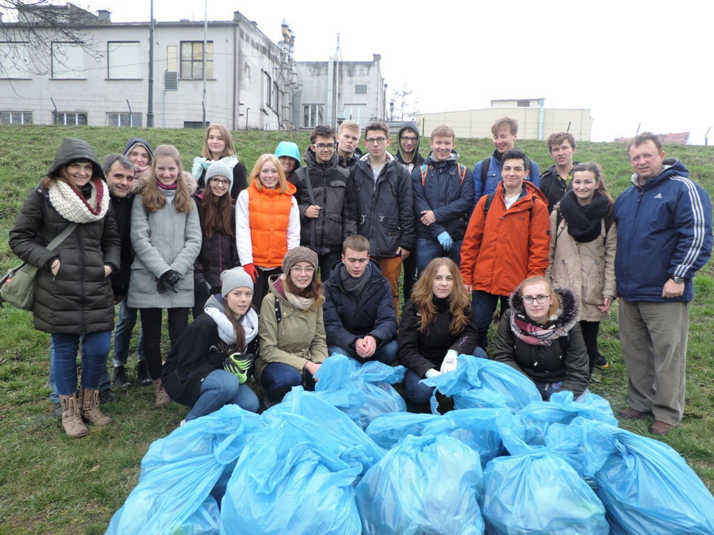 LEGNICA. Wiosenne porządki wokół rzeki