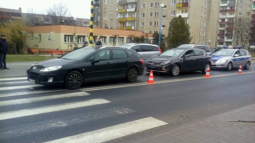 GŁOGÓW. Kolizja na przejściu dla pieszych