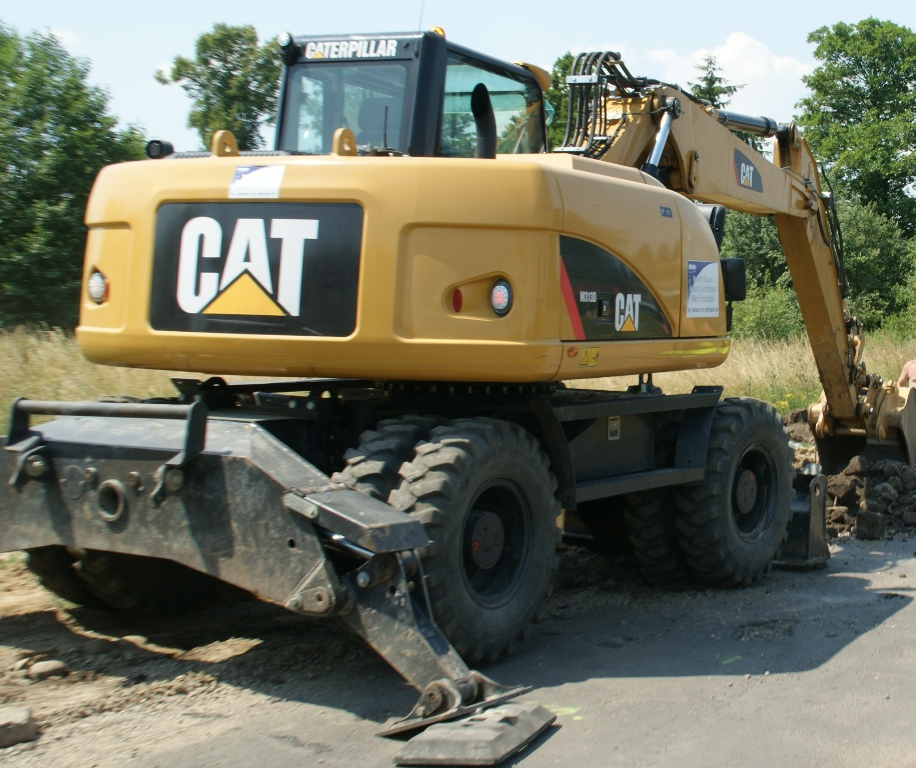 LEGNICA. Koparka zniknęła, przedsiębiorca pójdzie siedzieć
