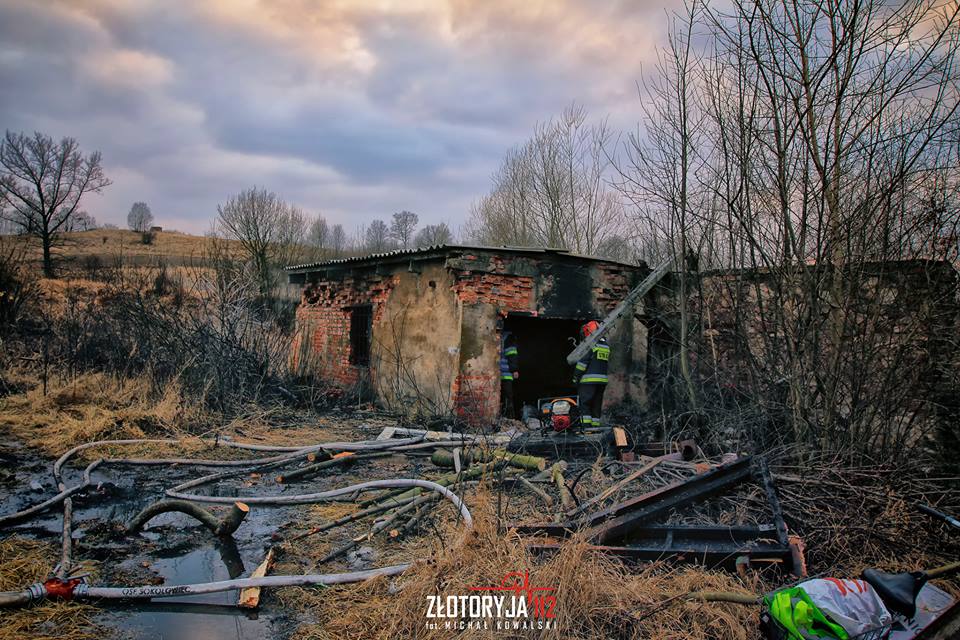 RADWANICE. Spłonęła kolejna stodoła (WIDEO)