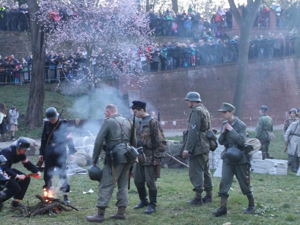 GŁOGÓW. Nocna bitwa o Głogów (FOTO, WIDEO)