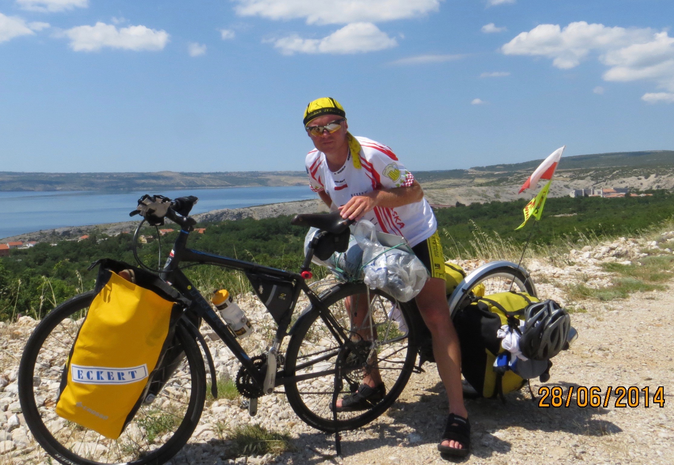 LEGNICA. Zrzutka na kolarza (WIDEO)