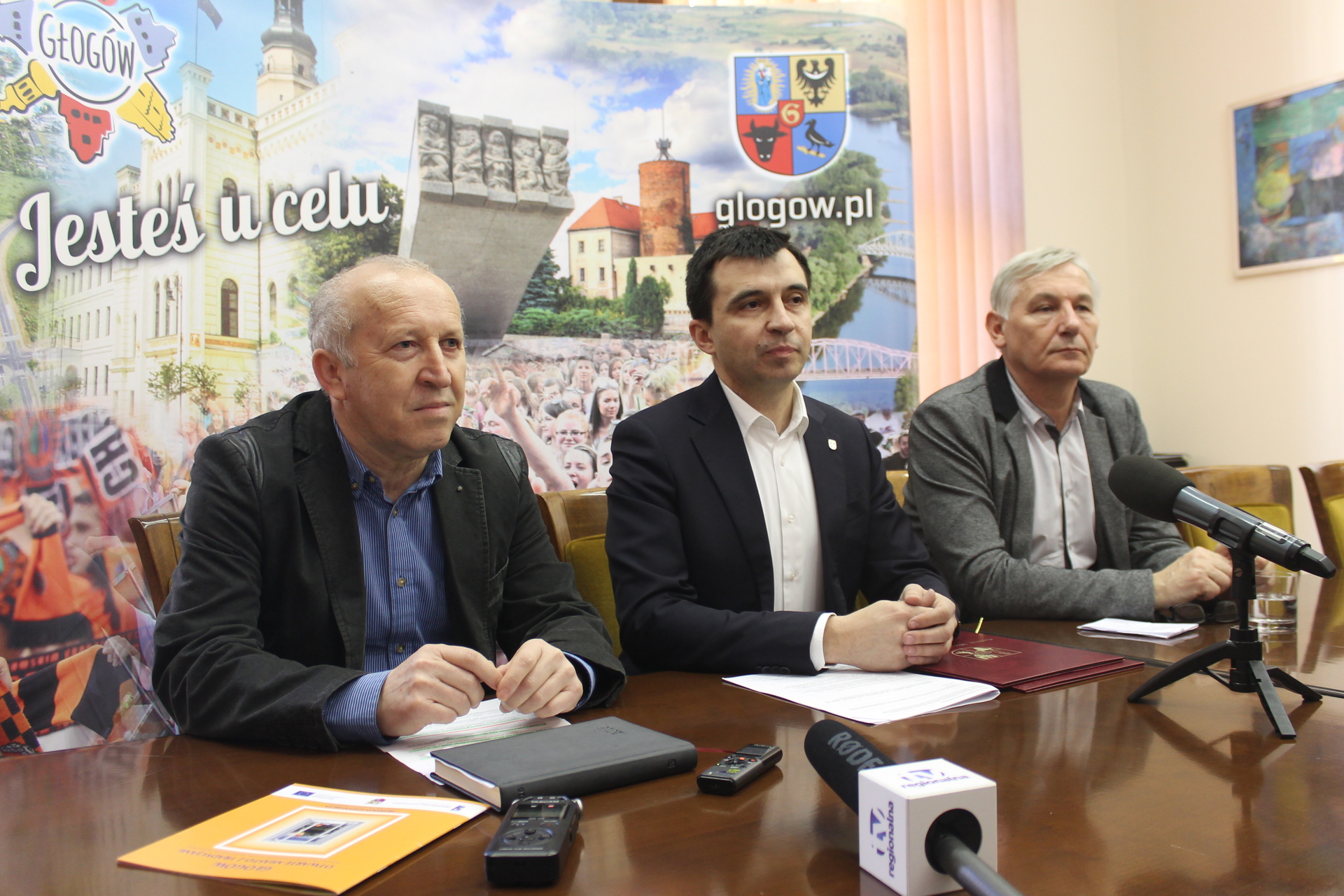 GŁOGÓW. Trenerzy zaopiekują się młodzieżą (WIDEO)