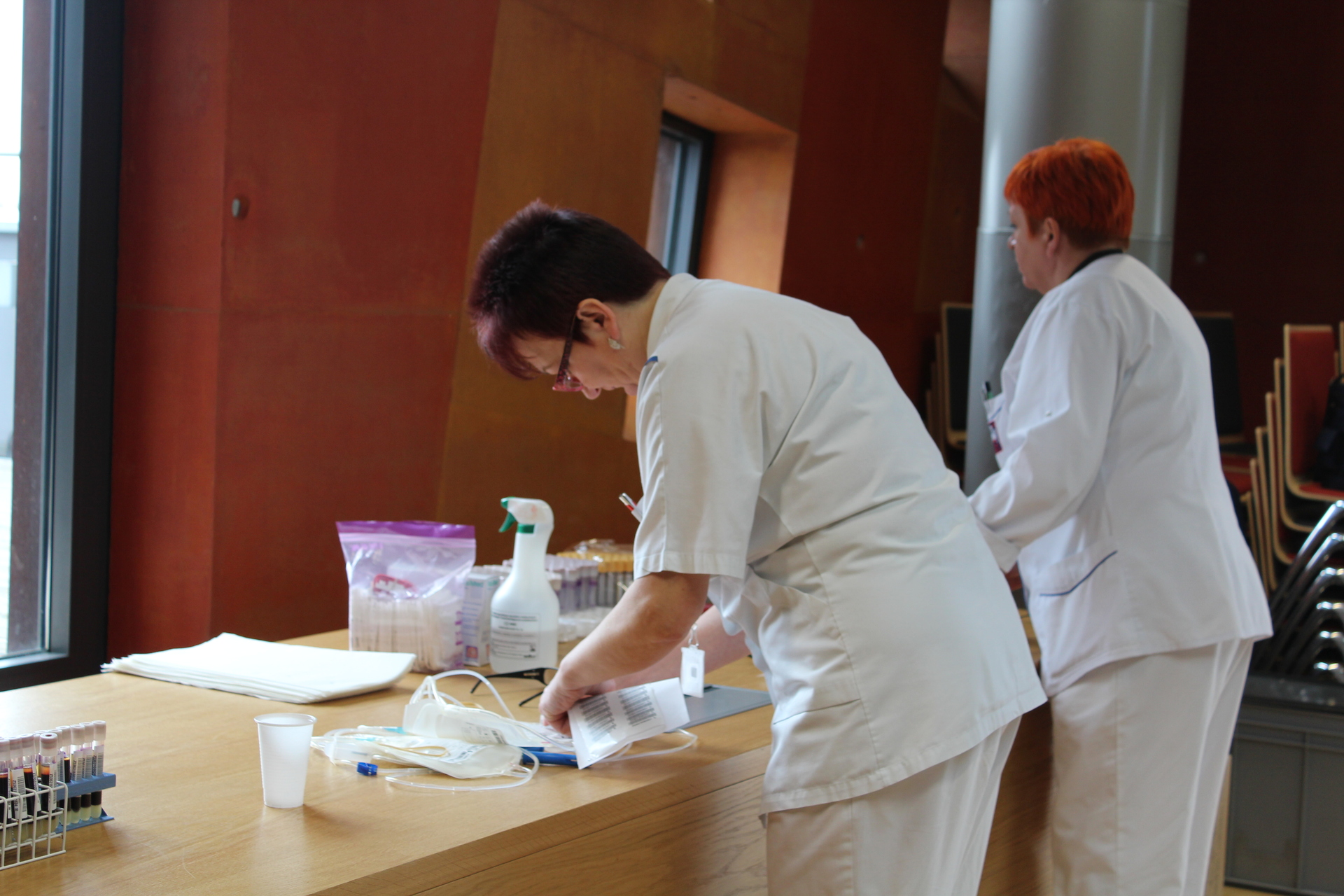 POLKOWICE. Oddali krew w starostwie (FOTO, WIDEO)