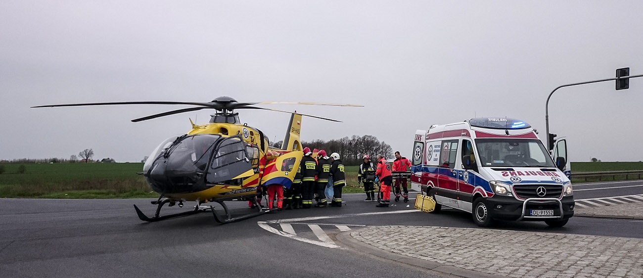 RADWANICE. Zderzenie dwóch TIR-ów (FOTO, WIDEO)