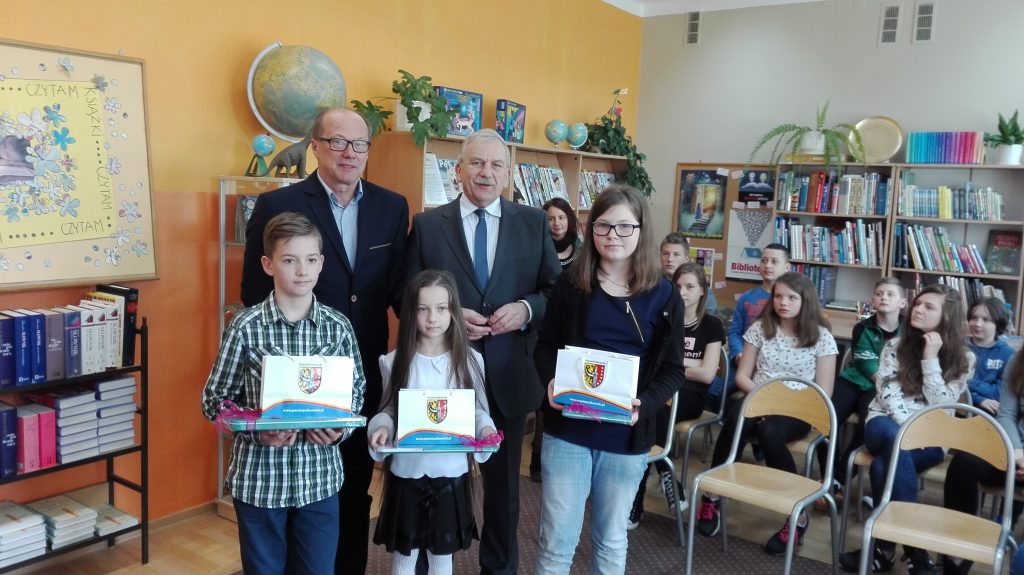 POLKOWICE. Prace uczniów trafiły do Brukseli