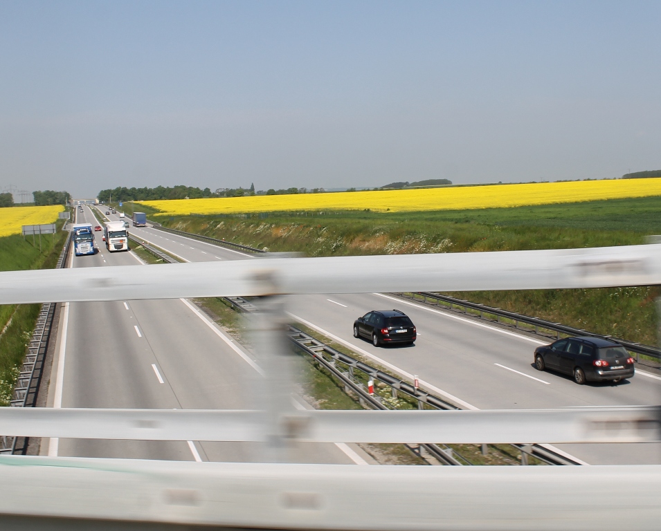 LEGNICA. Gigantyczny korek na A4