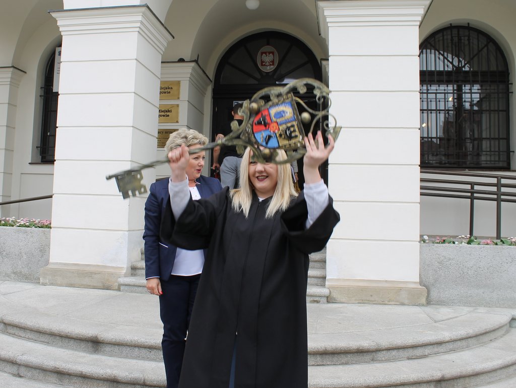 GŁOGÓW. Studenci przejęli władzę w mieście (FOTO) (WIDEO)