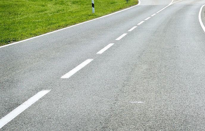 LUBIN. Powiatowe drogi pod gminnym okiem
