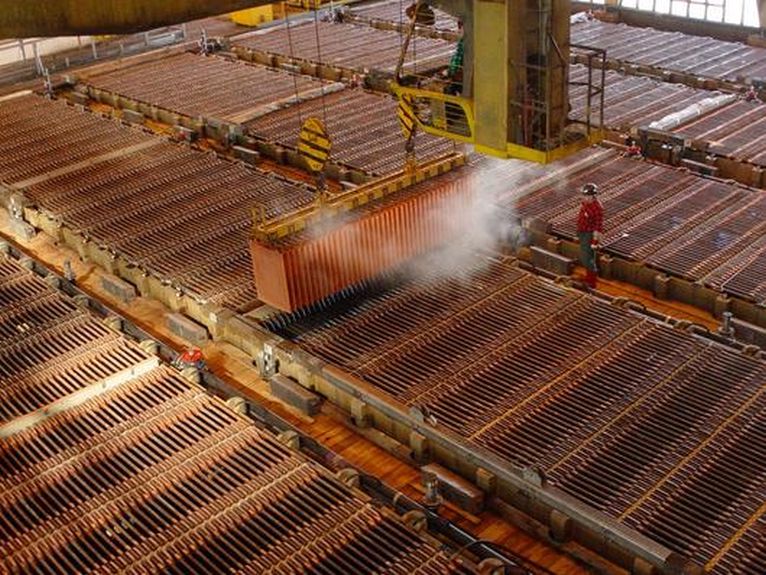 KGHM. Spółka podpisała czteroletni kontrakt z Chinami