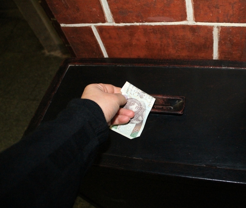 LEGNICA. Okradł kościół z gotówki (WIDEO)