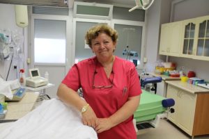 Krystyna-Szwaja-połozna-na-medal