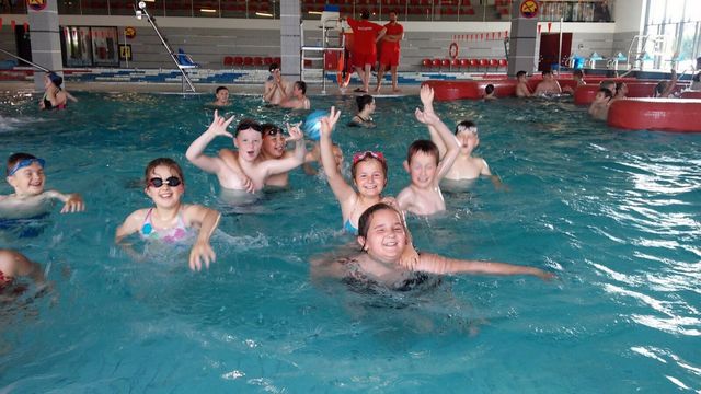 PASZOWICE. Wodne atrakcje w aquaparku