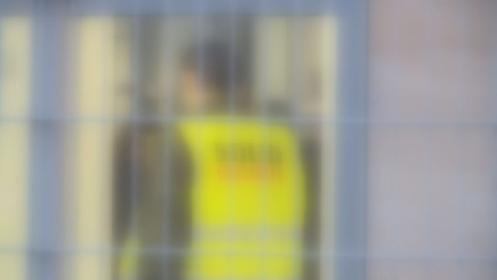 LEGNICA. Wykorzystał, że był pracownikiem ochrony (WIDEO)