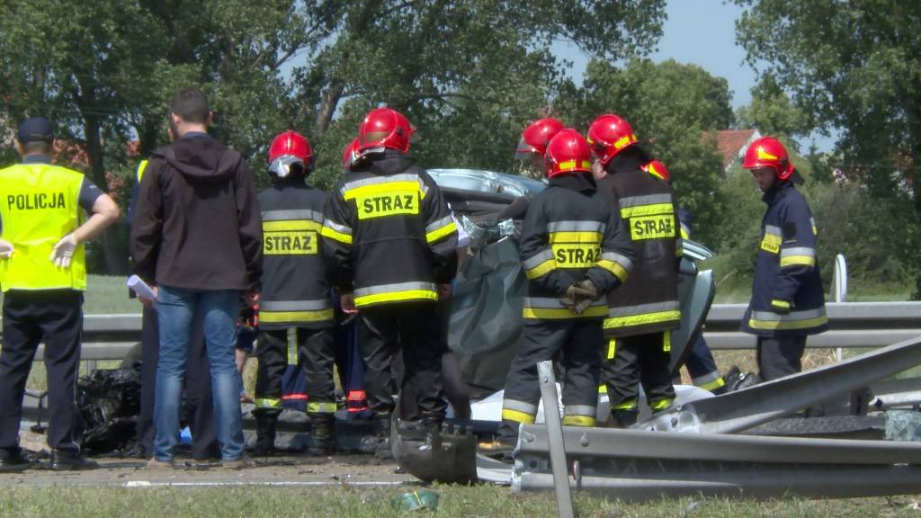GMINA WĄDROŻE WIELKIE. Zakleszczył się w aucie