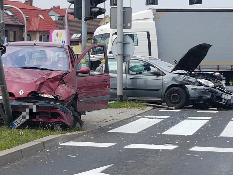 LUBIN. Citroen zderzył się z renault