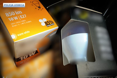 LEGNICA. Żarówkowy przekręt (WIDEO)