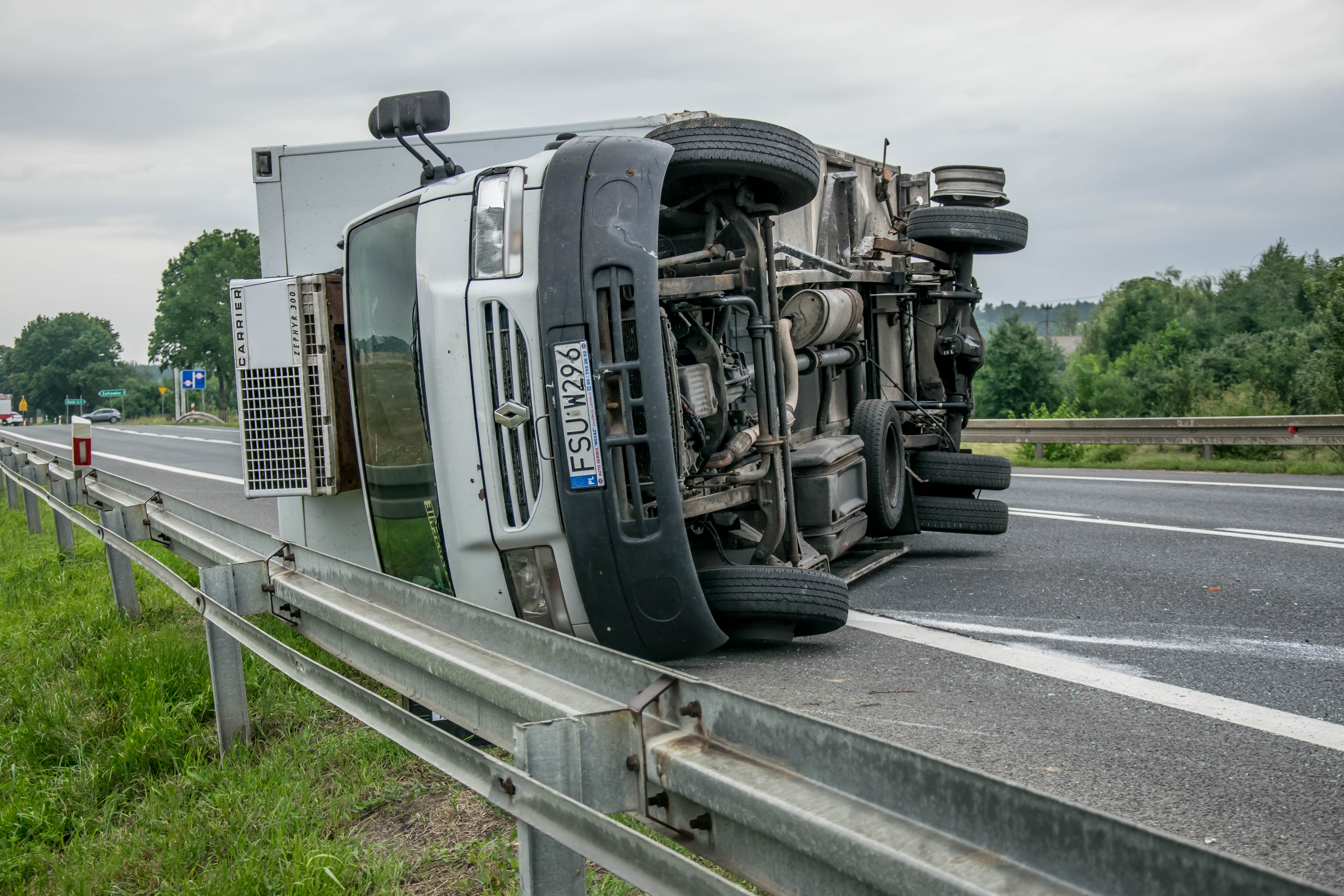 GMINA JERZMANOWA. Wypadek na DK 3 (FOTO)